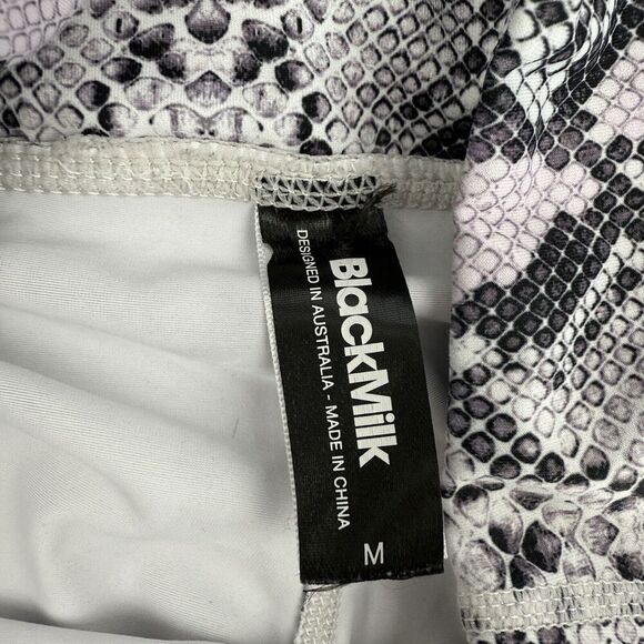 BlackMilk Pink Black Animal Reptile Print Cropped Capri Leggings Sz M Pockets - Picture 7 of 12